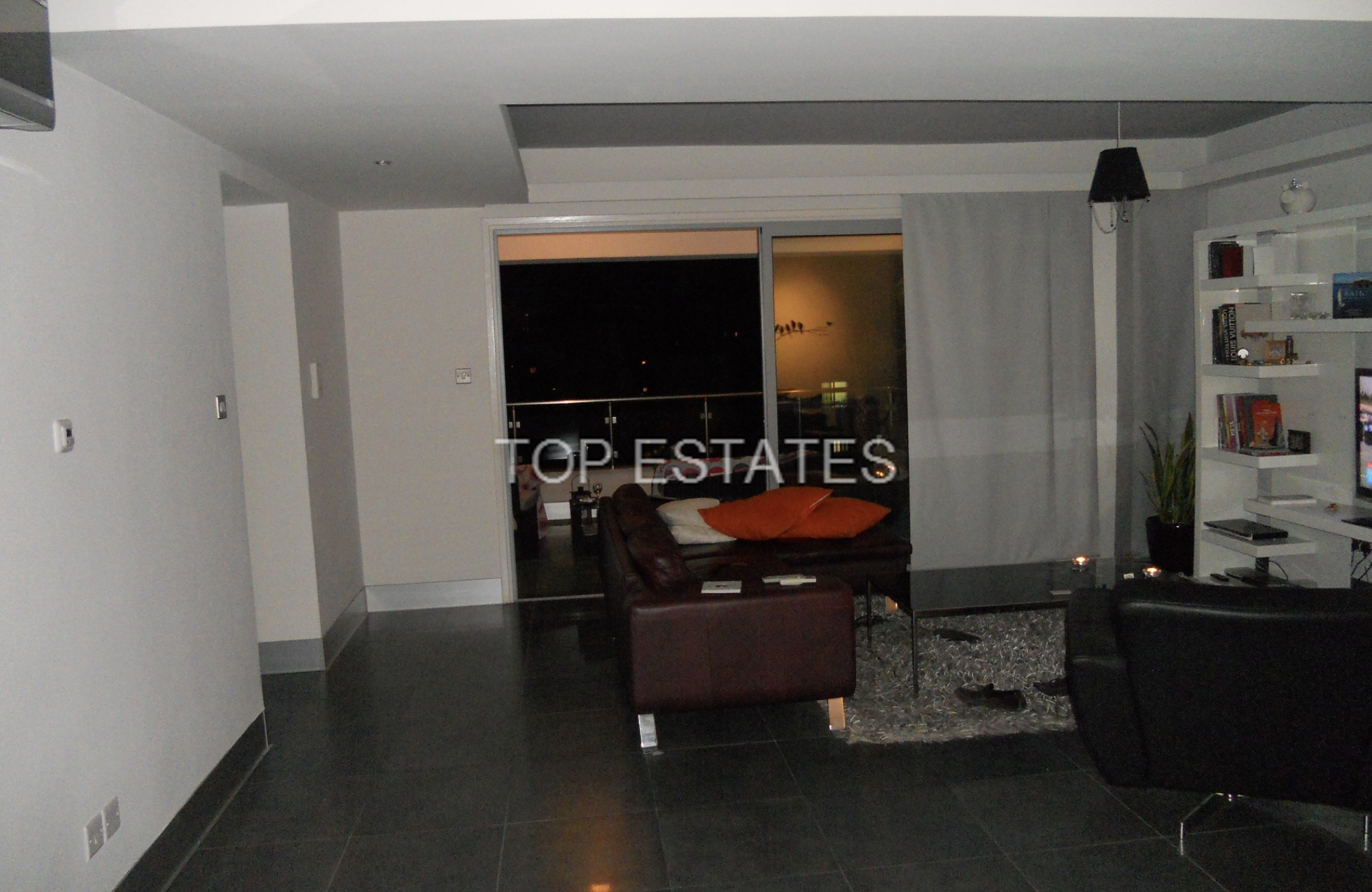 FOR RENT 2 BEDROOMS FURNISHED APARTMENT IN NICOSIA