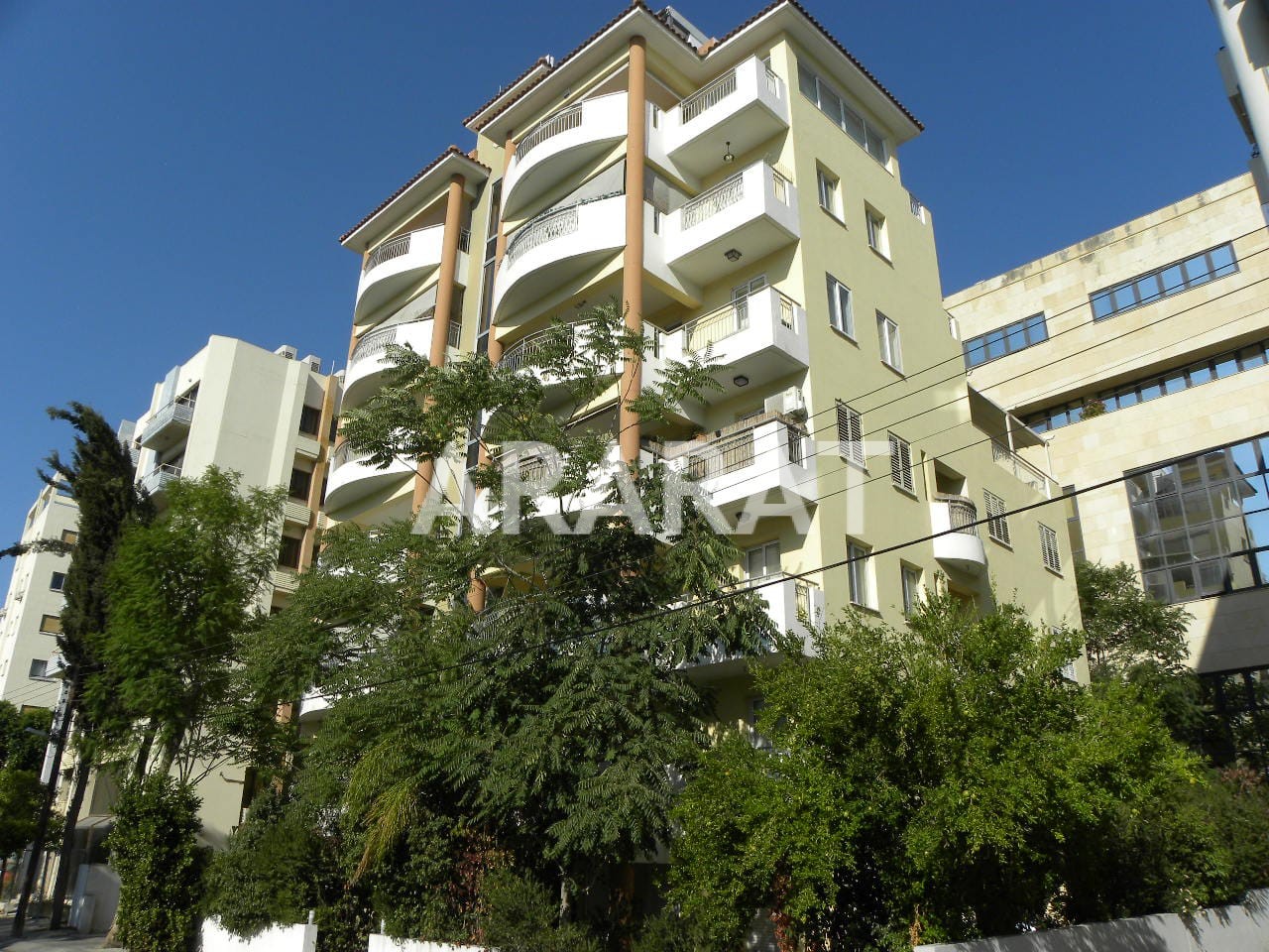 For rent 2 bedrooms apartment Nicosia city centre